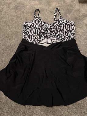 Black & White Leopard One-Piece Swimdress with Skirt